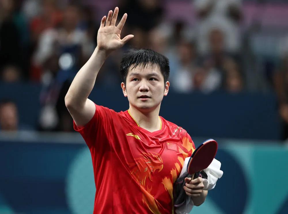 樊振东发球动作